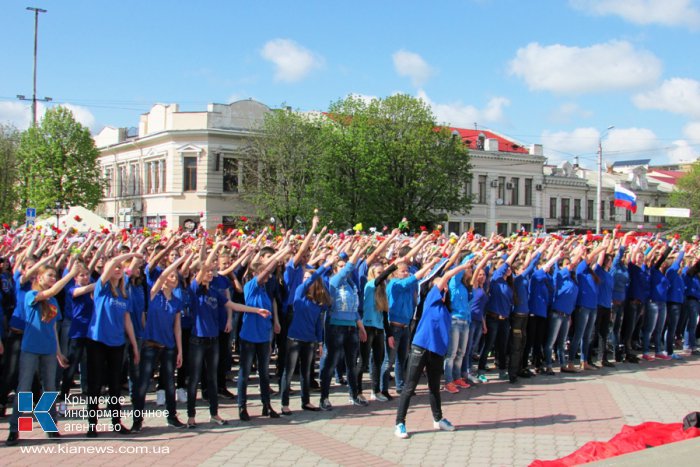 В Симферополе провели общегородскую минуту молчания 