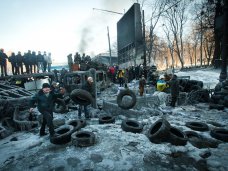 политическая ситуация в Украине, Новые баррикады в Киеве