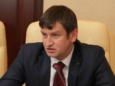 Изменения в Конституцию Украины должны приниматься с соблюдением Основного закона страны, – депутат