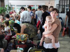 Крымчан призвали оказать помощь беженцам из Украины