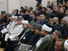 Правительство будет содействовать сохранению культурного наследия ислама в Крыму - Руслан Бальбек